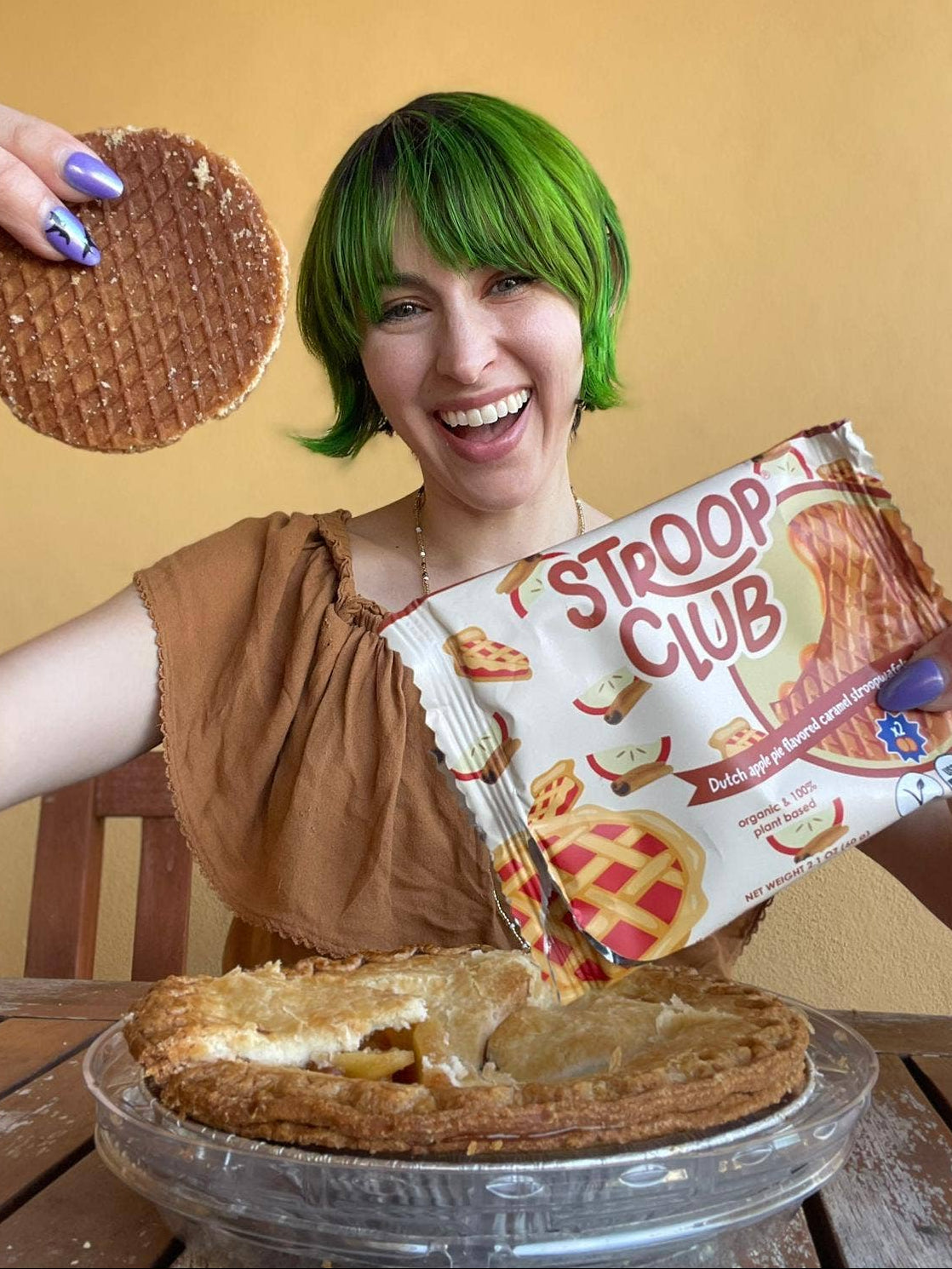Apple Pie Caramel Organic and Plant Based Stroopwafel 2-pack