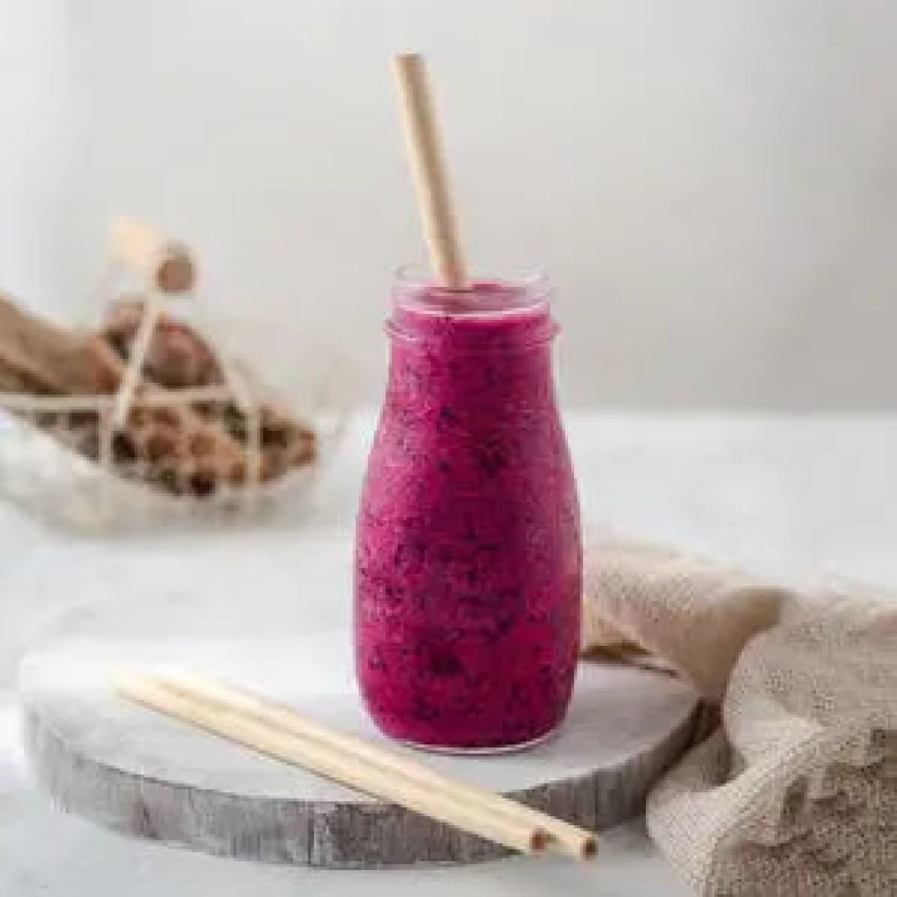 Rock Chocs Jungle Straws: Reusable Bamboo Drinking Straws with Natural Hessian Carry Case (Set of 12) Jungle Culture