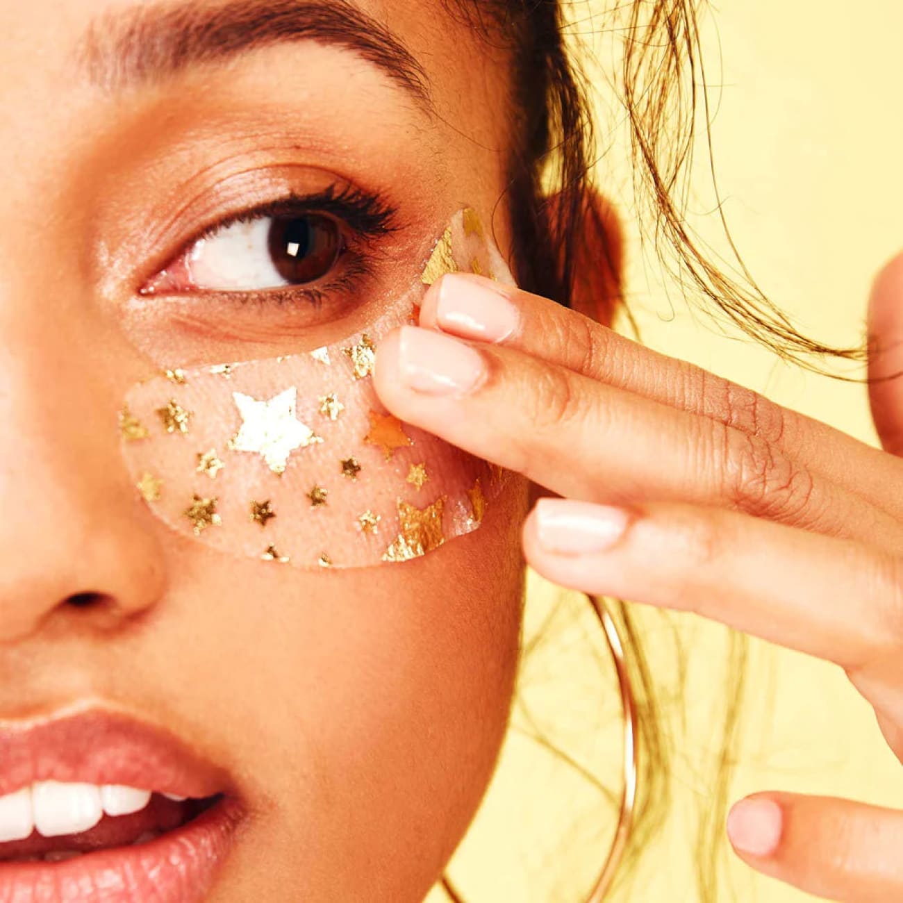 Rock Chocs Vegan Collagen Eye Pads Vitamasques #goldmask #Korean #collagen #Beauty #skincare #goldeyepads #sheetmask #eyemask #brightening #lifting #vegan #hyaluronicacid #antiage #crueltyfree #brightening #firming
