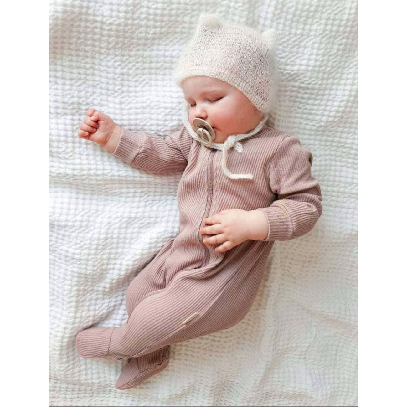 VELVET MOCHA ZIP UP RIBBED ROMPER BABYGROW SLEEPSUIT Size 3 to 6 months Rock Chocs